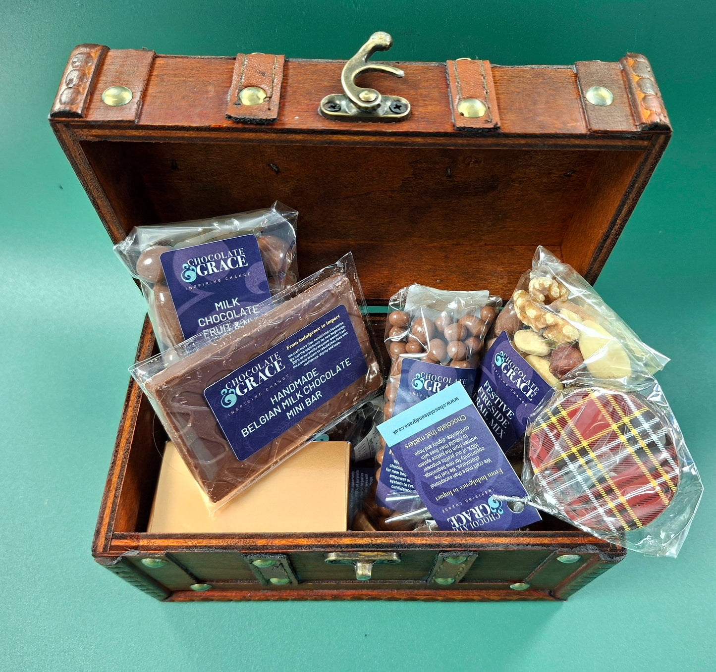 Medium Pirate Chest Chocolate Hamper