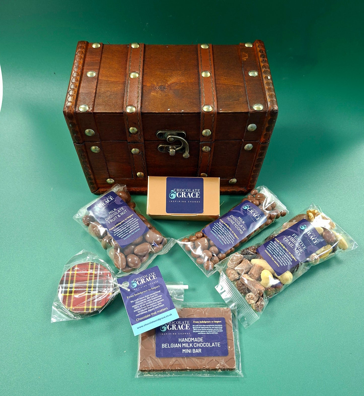 Medium Pirate Chest Chocolate Hamper